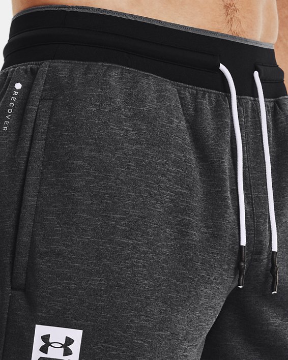 Men's UA RECOVER™ Shorts, Black, pdpMainDesktop image number 3